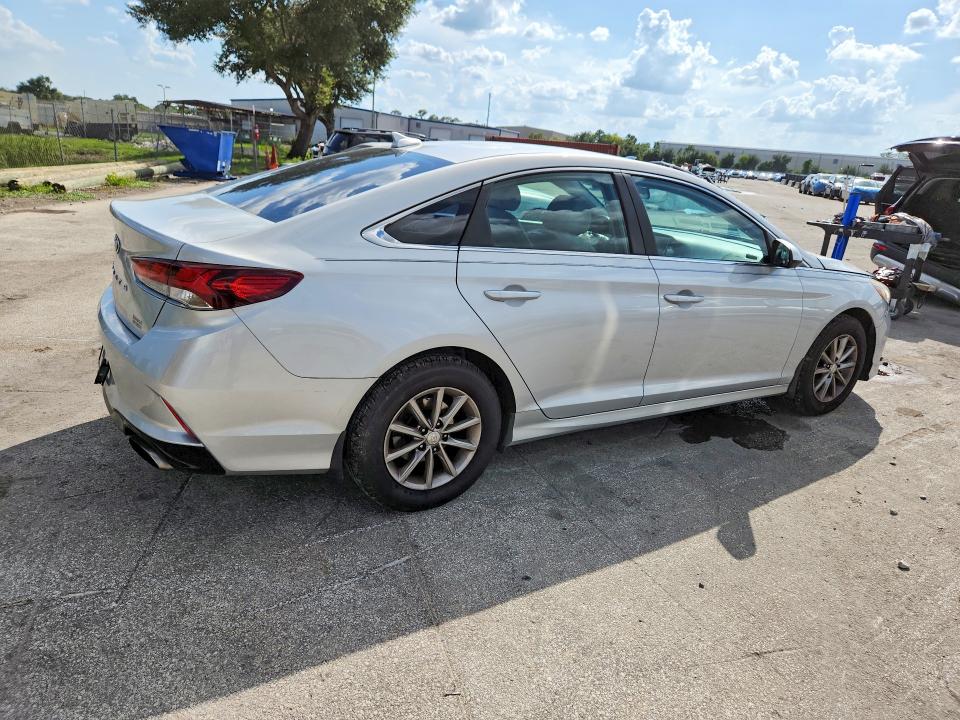 2019 Hyundai Sonata მანქანა იყიდება აუქციონზე, vin: 5NPE24AF6KH798102, აუქციონის ნომერი: 60361736