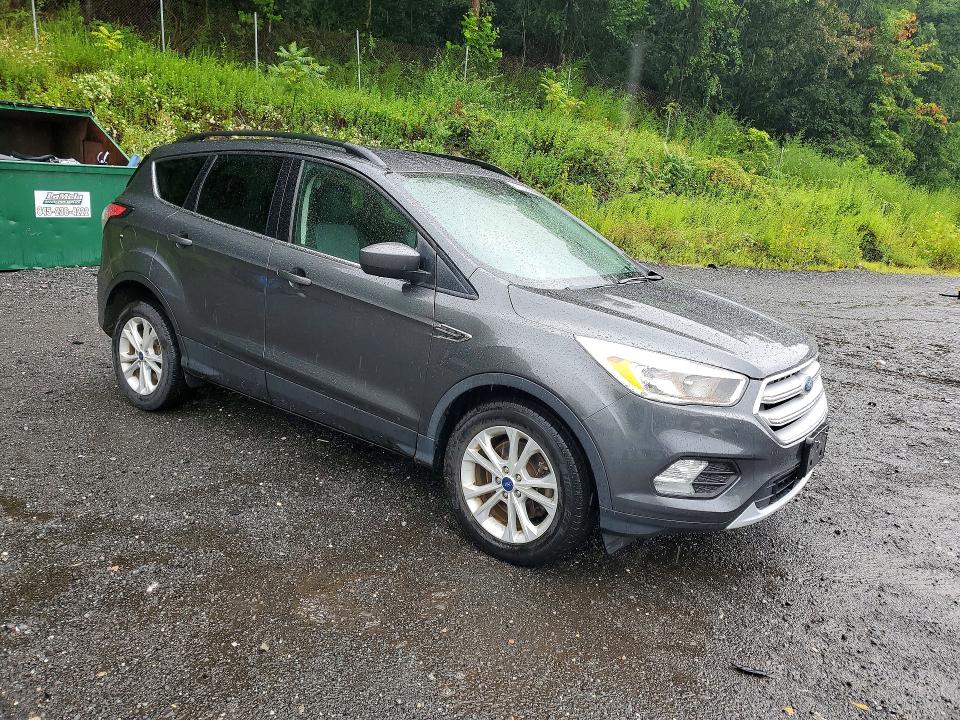 Продажа на аукционе авто 2018 Ford Escape, vin: 1FMCU9GD9JUC43908, номер лота: 63109366
