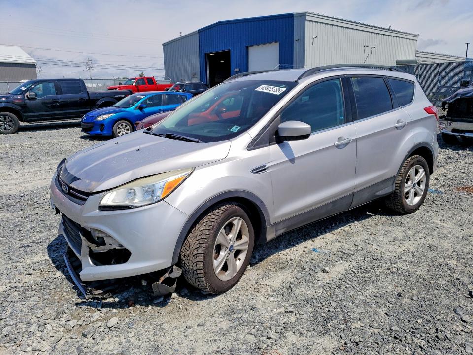 60925706 :رقم المزاد ، 1FMCU0GX8DUD27700 vin ، 2013 Ford Escape مزاد بيع