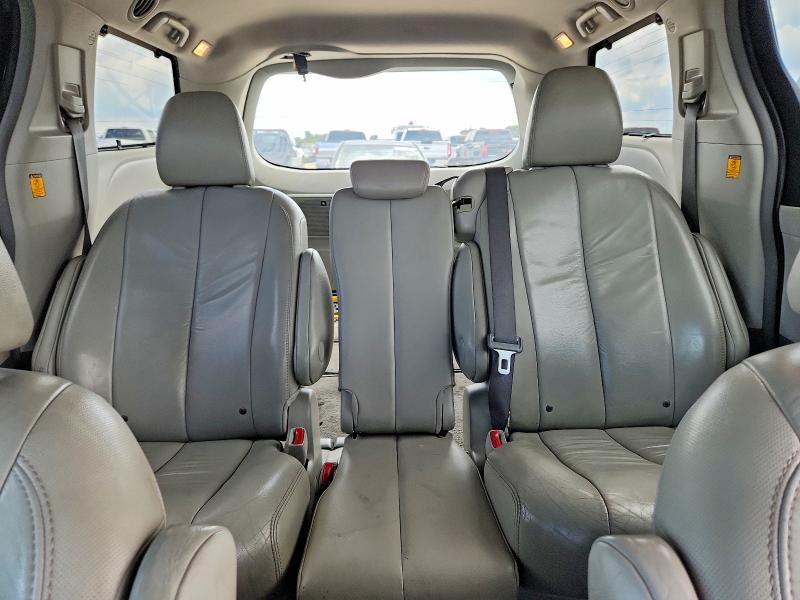 Aukcja sprzedaży 2011 Toyota Sienna, vin: 5TDYK3DC1BS092982, numer aukcji: 61188176