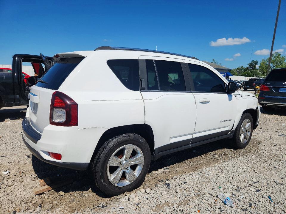 60864976 :رقم المزاد ، 1C4NJCBB9ED666924 vin ، 2014 Jeep Compass مزاد بيع