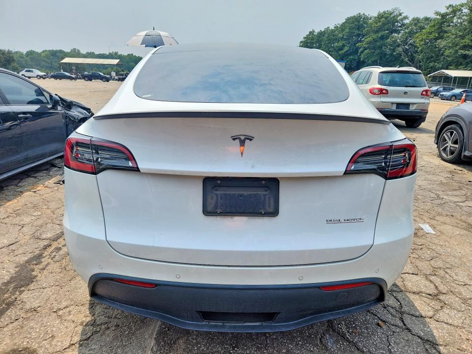 62300156 :رقم المزاد ، 7SAYGDEF6NF438360 vin ، 2022 Tesla Model Y مزاد بيع
