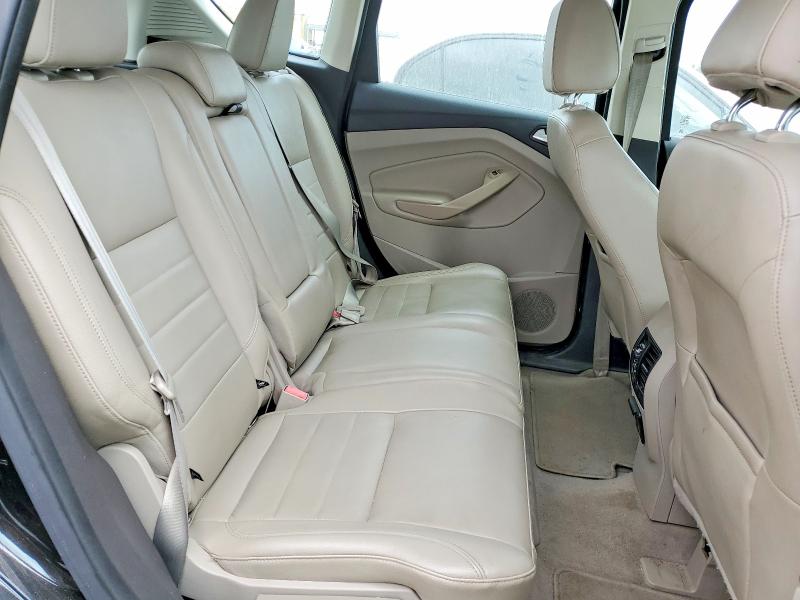 58935586 :رقم المزاد ، 1FADP5BU3DL525882 vin ، 2013 Ford C-max مزاد بيع