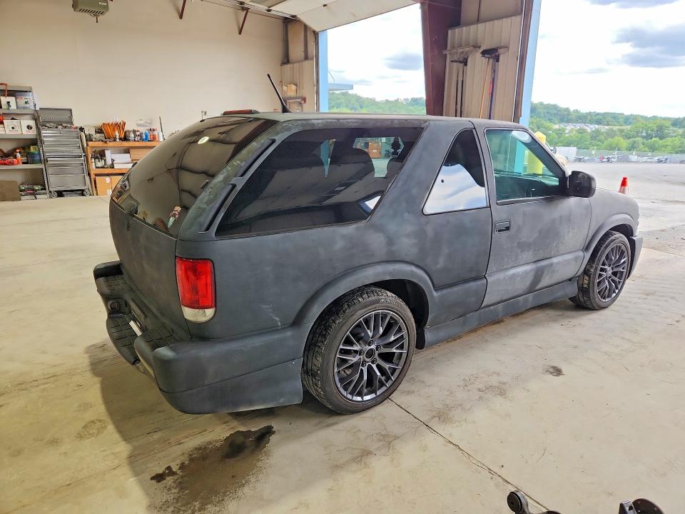 2004 Chevrolet Blazer მანქანა იყიდება აუქციონზე, vin: 1GNCT18X64K153897, აუქციონის ნომერი: 62699996