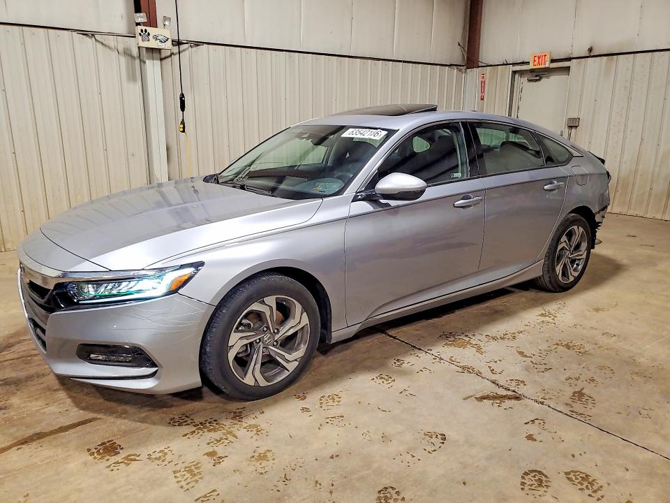 Продажа на аукционе авто 2018 Honda Accord, vin: 1HGCV1F54JA129136, номер лота: 63542186
