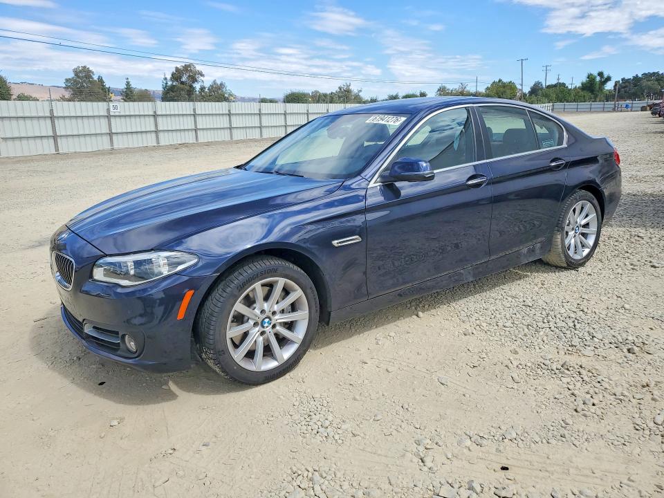 61941276 :رقم المزاد ، WBA5B1C57FG125216 vin ، 2015 Bmw 535 مزاد بيع
