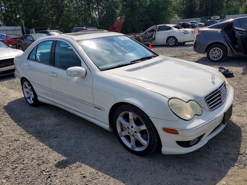 61392616 :رقم المزاد ، WDBRF52H97F911682 vin ، 2007 Mercedes-benz C مزاد بيع