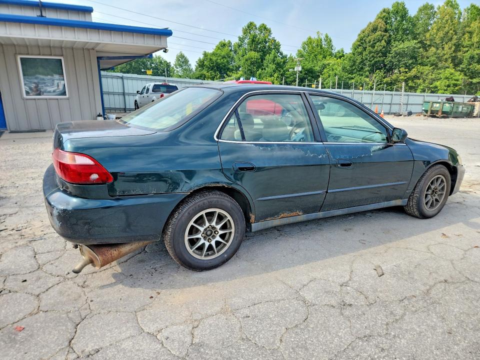 Продажа на аукционе авто 2001 Honda Accord, vin: 1HGCG16551A075596, номер лота: 61535746