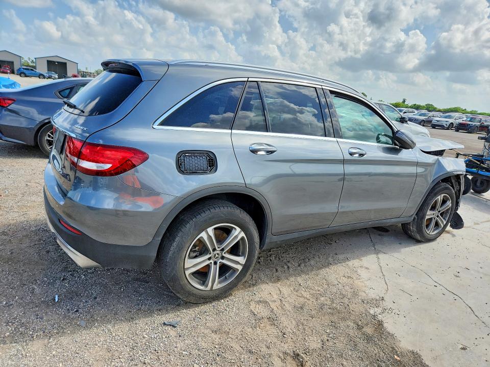 59918416 :رقم المزاد ، WDC0G4KB7KV123456 vin ، 2019 Mercedes-benz Glc مزاد بيع