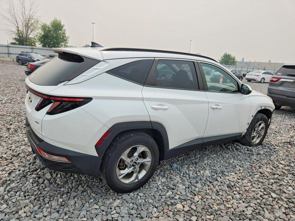 60780976 :رقم المزاد ، 5NMJBCAE0NH107616 vin ، 2022 Hyundai Tucson مزاد بيع