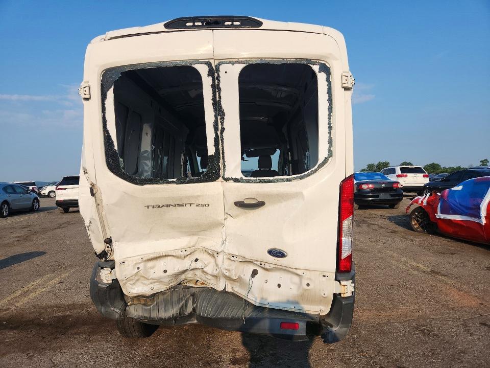 Продаж на аукціоні авто 2018 Ford Transit, vin: 1FTYR1CM4JKA72211, номер лоту: 63777096