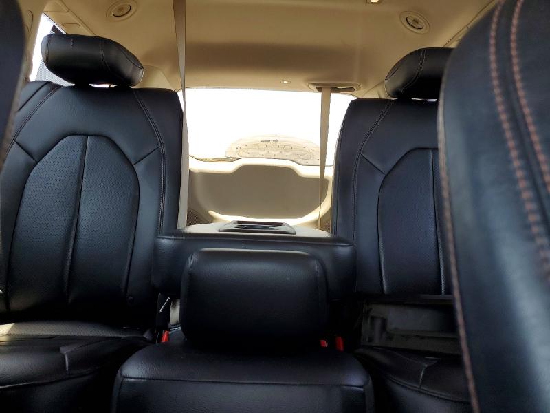 Продажа на аукционе авто 2018 Chrysler Pacifica, vin: 2C4RC1BG8JR112356, номер лота: 61443256