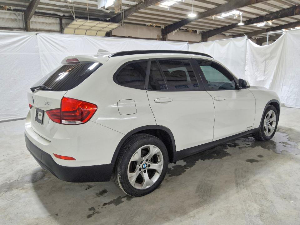 Продажа на аукционе авто 2015 Bmw X1, vin: WBAVM1C57FV318150, номер лота: 58904116