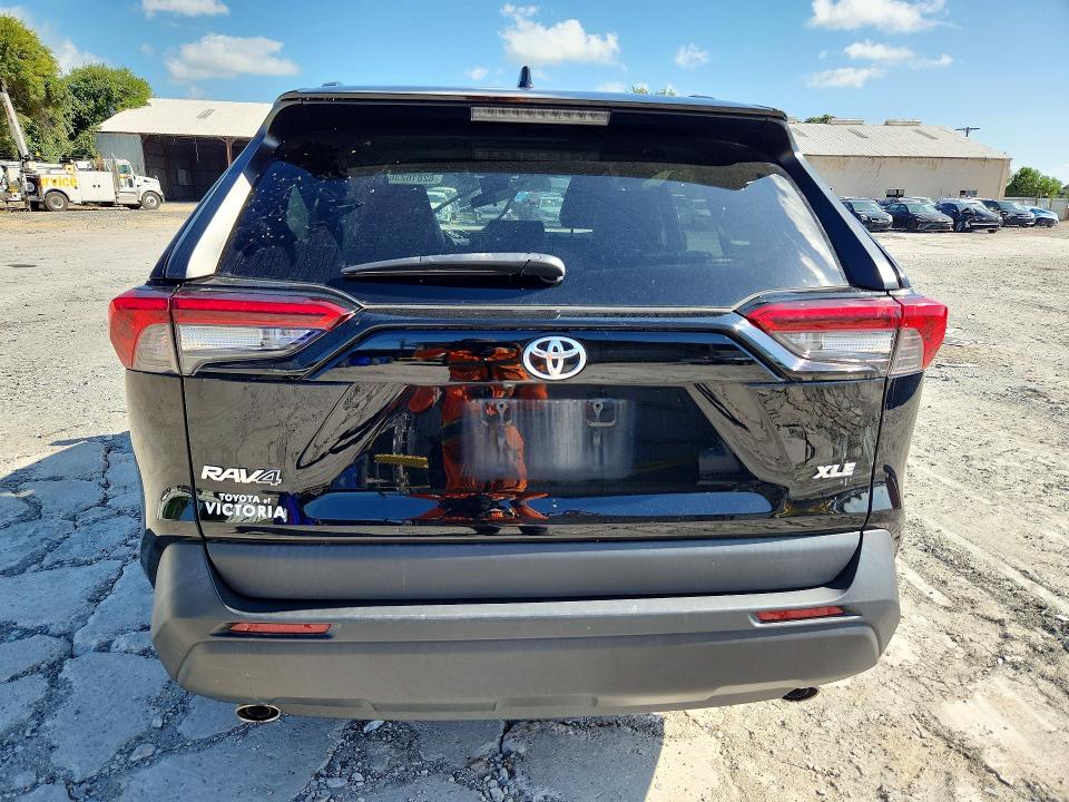 Aukcja sprzedaży 2022 Toyota Rav4, vin: 2T3C1RFV4NC197079, numer aukcji: 62816236