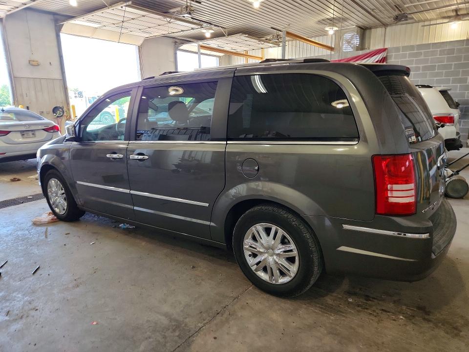 60086996 :رقم المزاد ، 2A4RR6DX8AR239966 vin ، 2010 Chrysler Town & Country مزاد بيع