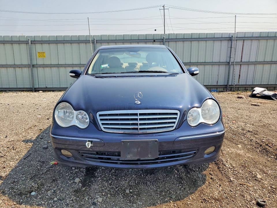 2005 Mercedes-benz C მანქანა იყიდება აუქციონზე, vin: WDBRF81J95F613894, აუქციონის ნომერი: 62755966