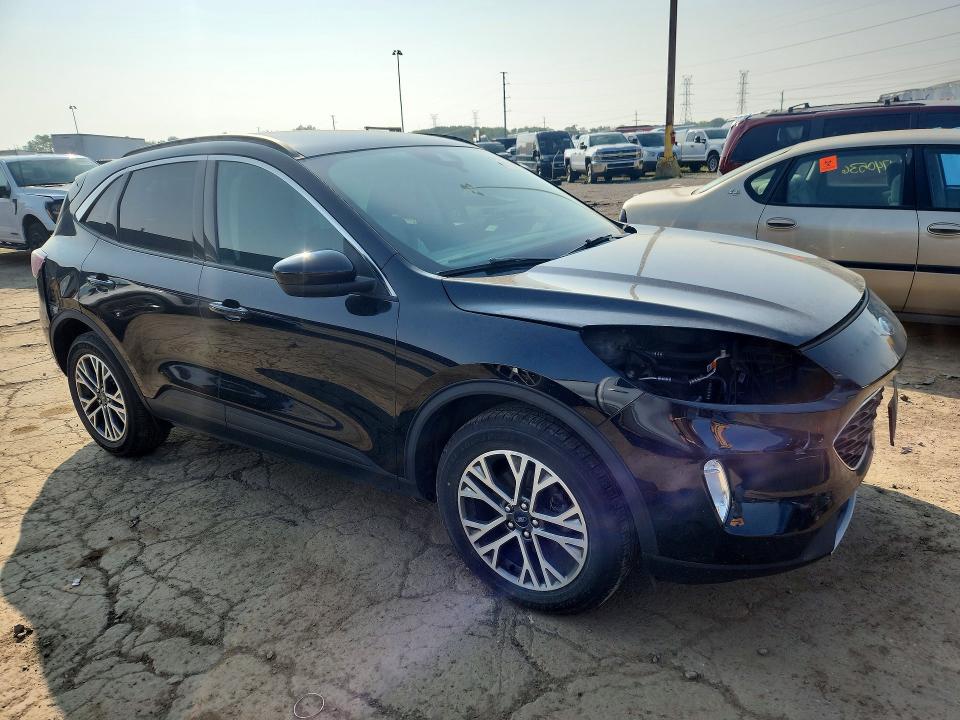 Продажа на аукционе авто 2020 Ford Escape, vin: 1FMCU9H92LUA40095, номер лота: 61788736