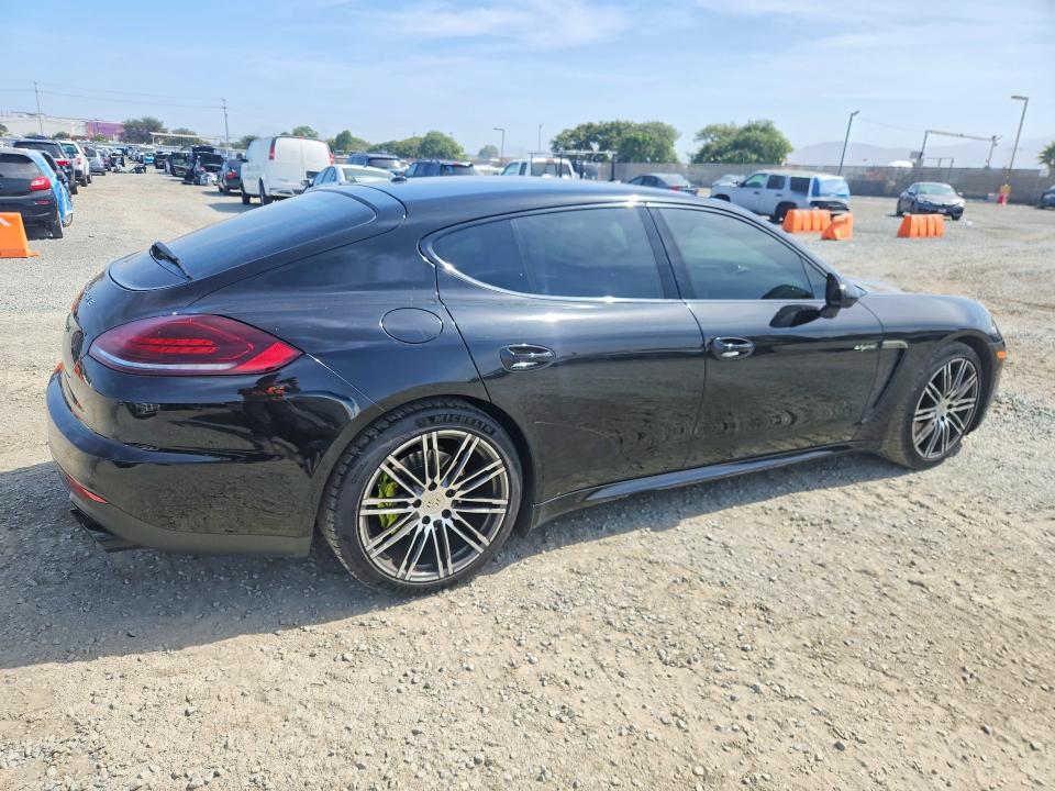 Продажа на аукционе авто 2015 Porsche Panamera, vin: WP0AD2A77FL040731, номер лота: 61743486
