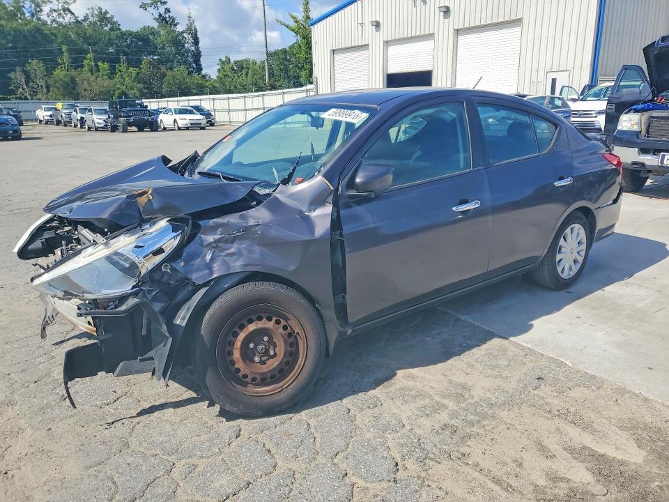 Продажа на аукционе авто 2015 Nissan Versa, vin: 3N1CN7AP8FL833899, номер лота: 59989916