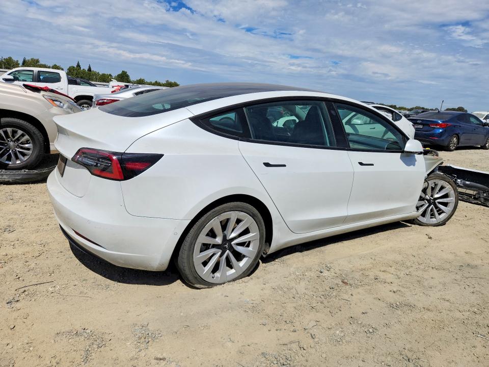 60529366 :رقم المزاد ، 5YJ3E1EAXNF301504 vin ، 2022 Tesla Model 3 مزاد بيع