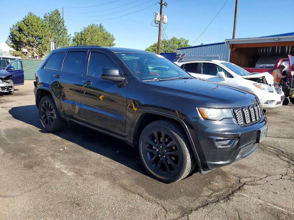 Продаж на аукціоні авто 2017 Jeep Grand Cherokee, vin: 1C4RJFAG3HC895495, номер лоту: 63184036