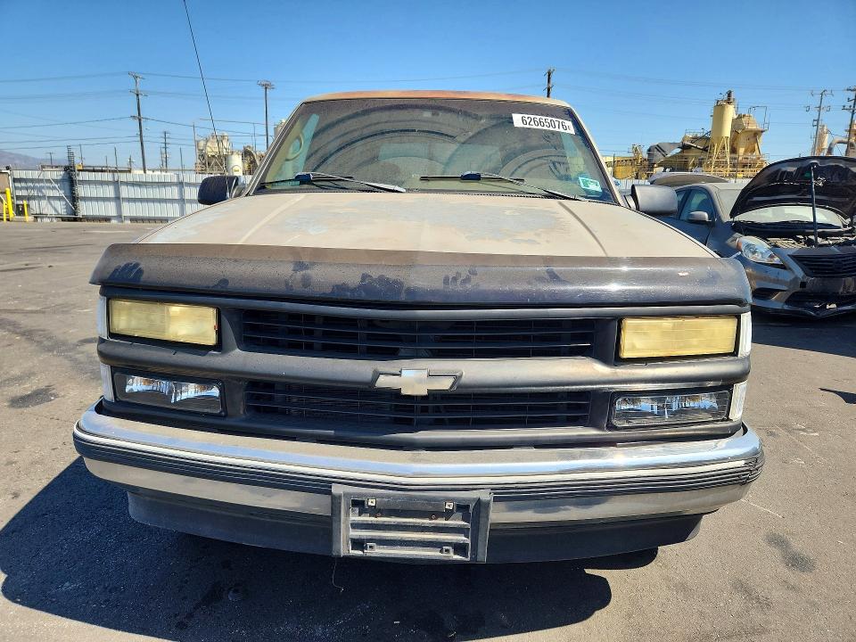 Продаж на аукціоні авто 1995 Chevrolet Tahoe, vin: 1GNEC13K9SJ378838, номер лоту: 62665076