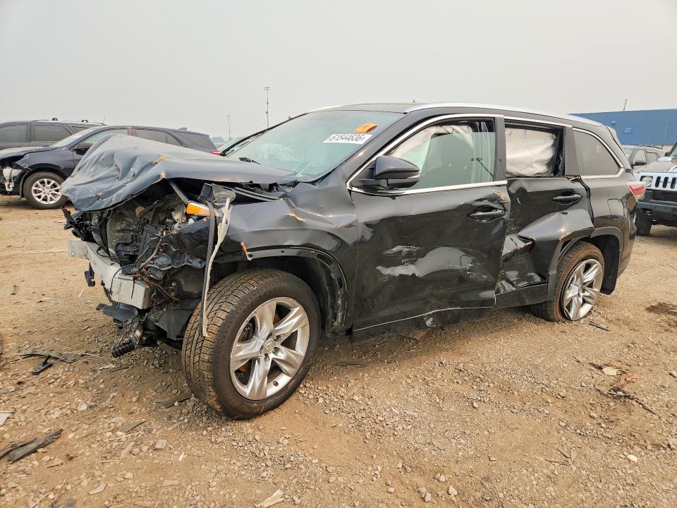 61544636 :رقم المزاد ، 5TDDKRFH1FS081318 vin ، 2015 Toyota Highlander مزاد بيع