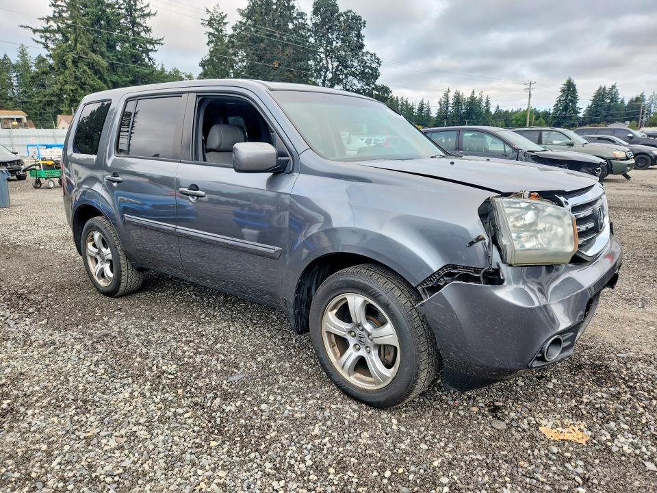 62306756 :رقم المزاد ، 5FNYF4H55CB013633 vin ، 2012 Honda Pilot مزاد بيع