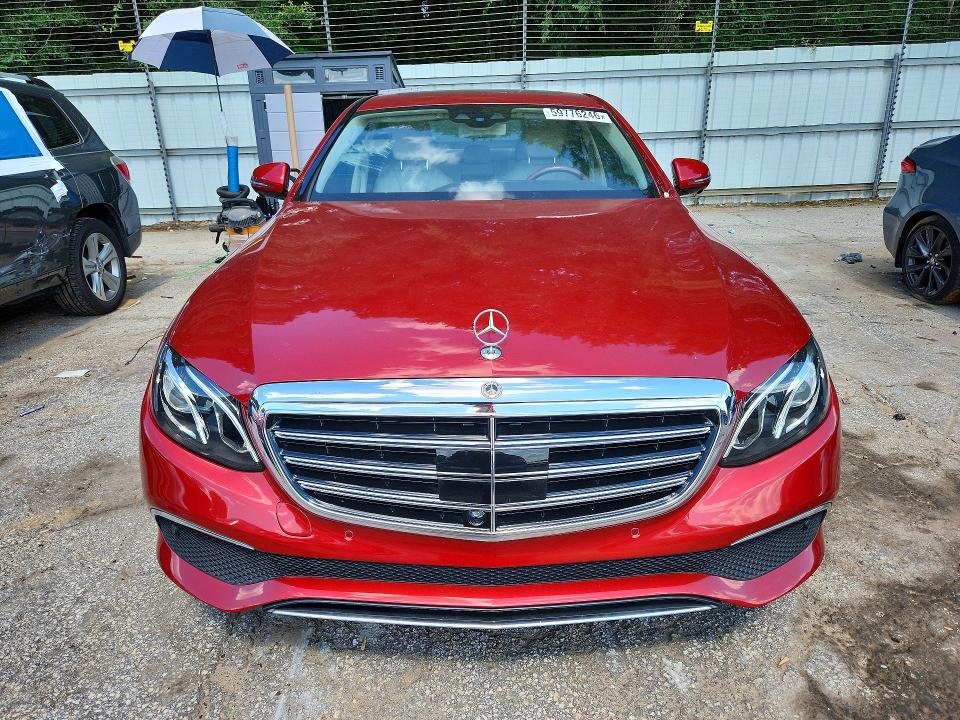 2020 Mercedes-benz E მანქანა იყიდება აუქციონზე, vin: WDDZF8DB9LA704704, აუქციონის ნომერი: 59776246