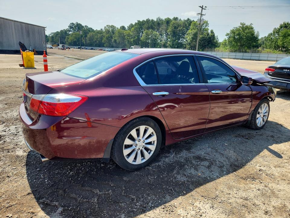 60051576 :رقم المزاد ، 1HGCR2F86FA188541 vin ، 2015 Honda Accord مزاد بيع