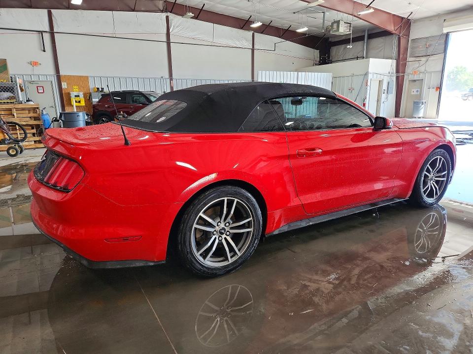 59824856 :رقم المزاد ، 1FATP8UH3G5217178 vin ، 2016 Ford Mustang مزاد بيع