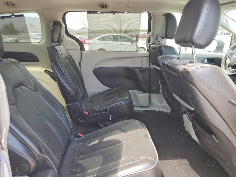 61434276 :رقم المزاد ، 2C4RC1GG6JR357763 vin ، 2018 Chrysler Pacifica مزاد بيع