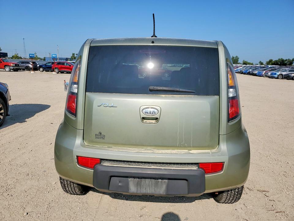 61139816 :رقم المزاد ، KNDJT2A21B7278522 vin ، 2011 Kia Soul مزاد بيع