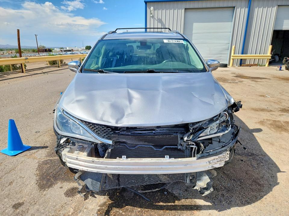 Продажа на аукционе авто 2018 Chrysler Pacifica, vin: 2C4RC1GG4JR272145, номер лота: 61032276