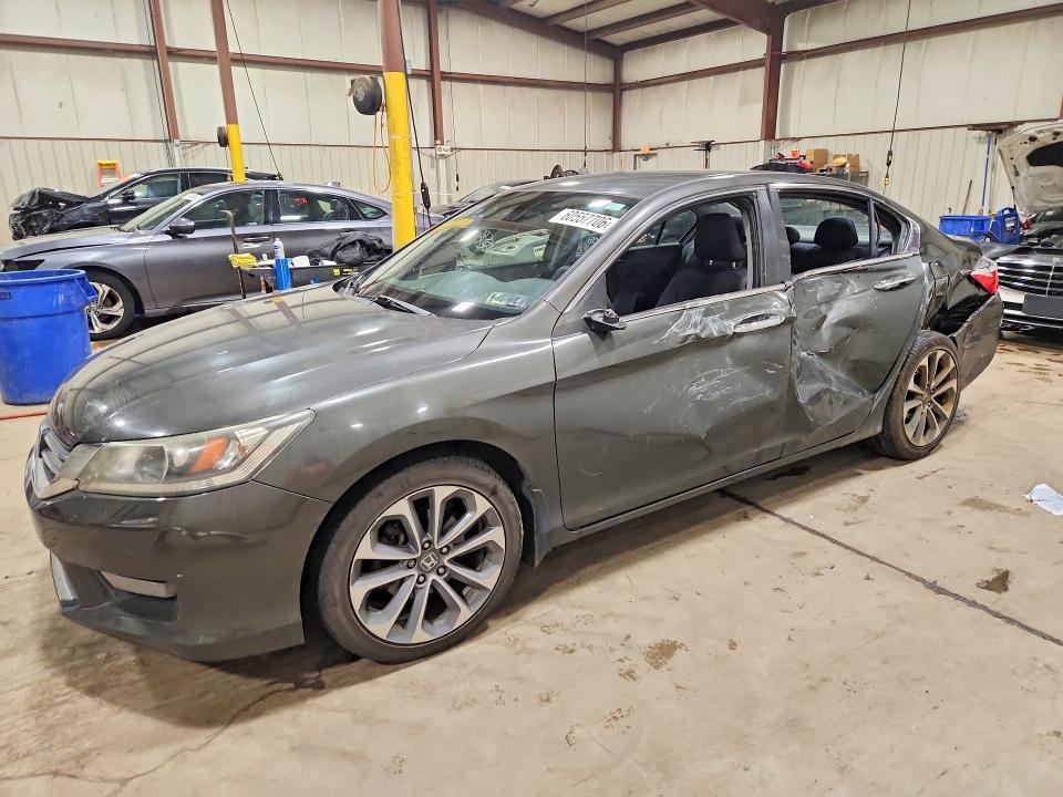 Auction sale of the 2014 Honda Accord, vin: 1HGCR2F51EA128655, lot number: 60557706