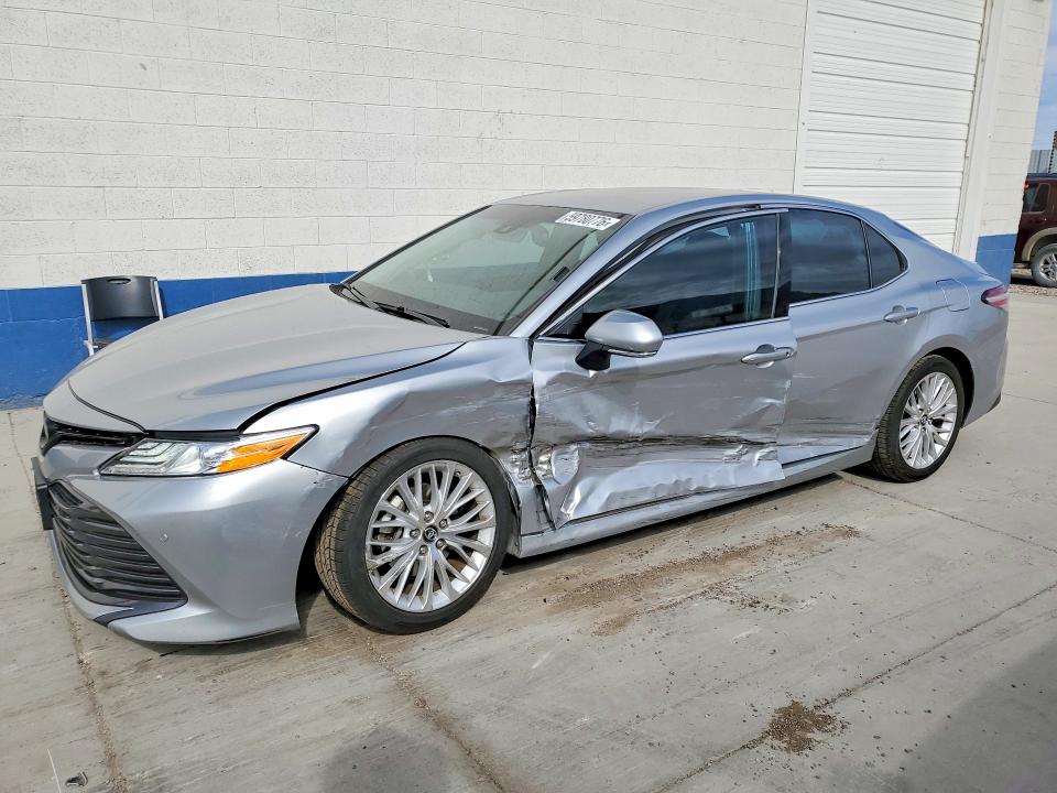 Aukcja sprzedaży 2018 Toyota Camry, vin: 4T1B11HK0JU022555, numer aukcji: 59780776