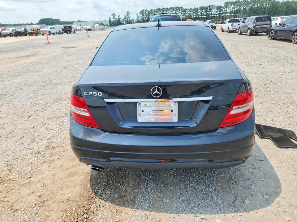 Продажа на аукционе авто 2012 Mercedes-benz C, vin: WDDGF4HB3CA609467, номер лота: 62231726