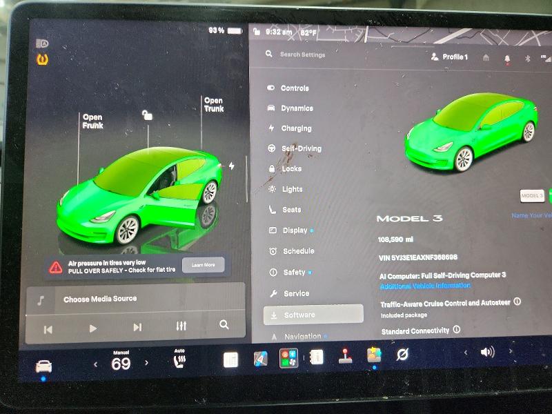 60530836 :رقم المزاد ، 5YJ3E1EAXNF368698 vin ، 2022 Tesla Model 3 مزاد بيع