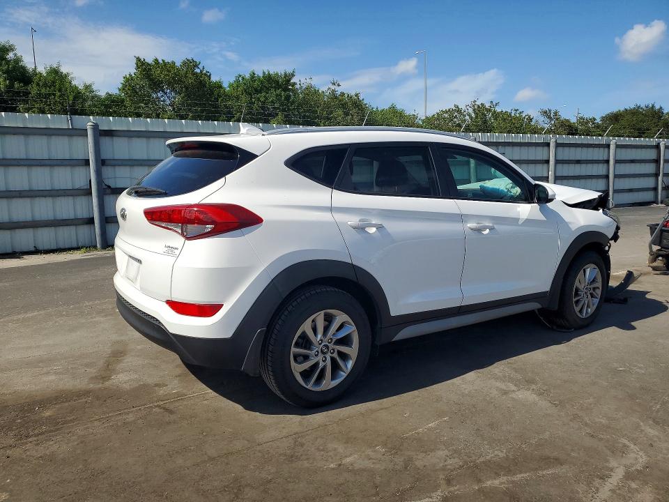 Продаж на аукціоні авто 2018 Hyundai Tucson, vin: KM8J33A41JU744792, номер лоту: 61850576