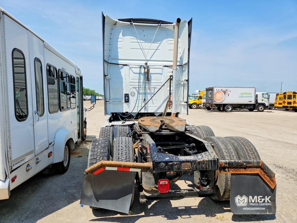 2019 Volvo Vnl მანქანა იყიდება აუქციონზე, vin: 4V4NC9EH7KN193192, აუქციონის ნომერი: 61545436