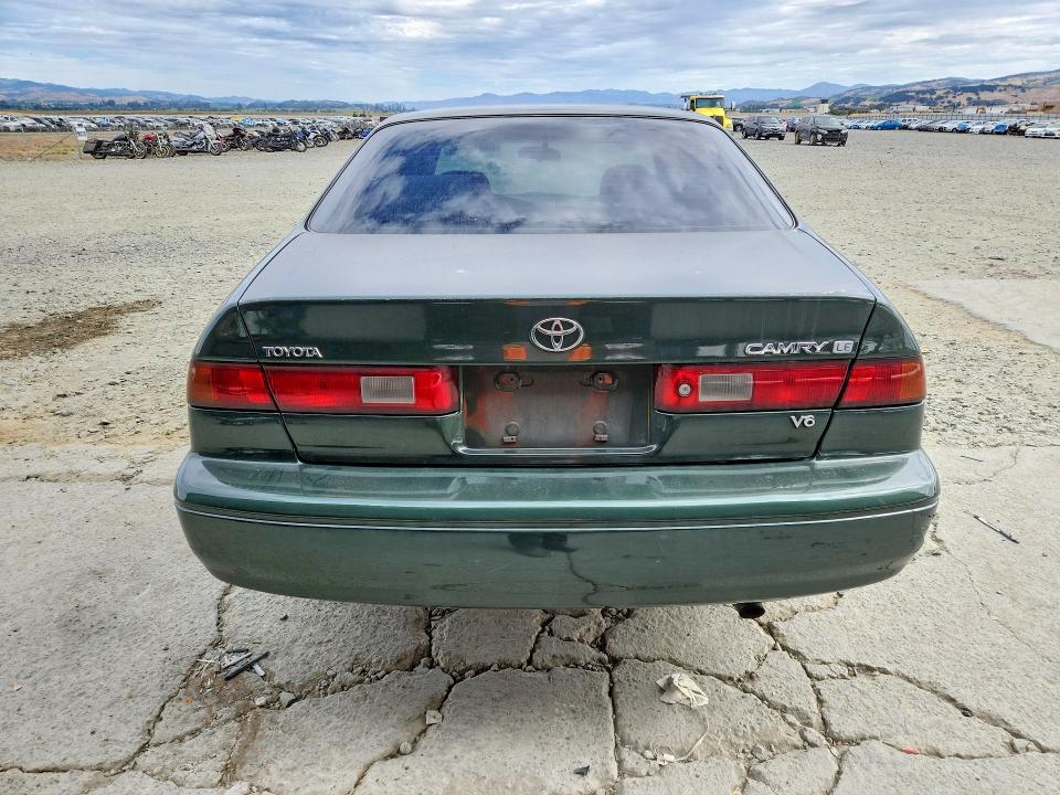 1999 Toyota Camry მანქანა იყიდება აუქციონზე, vin: JT2BF22K1X0181601, აუქციონის ნომერი: 61774936