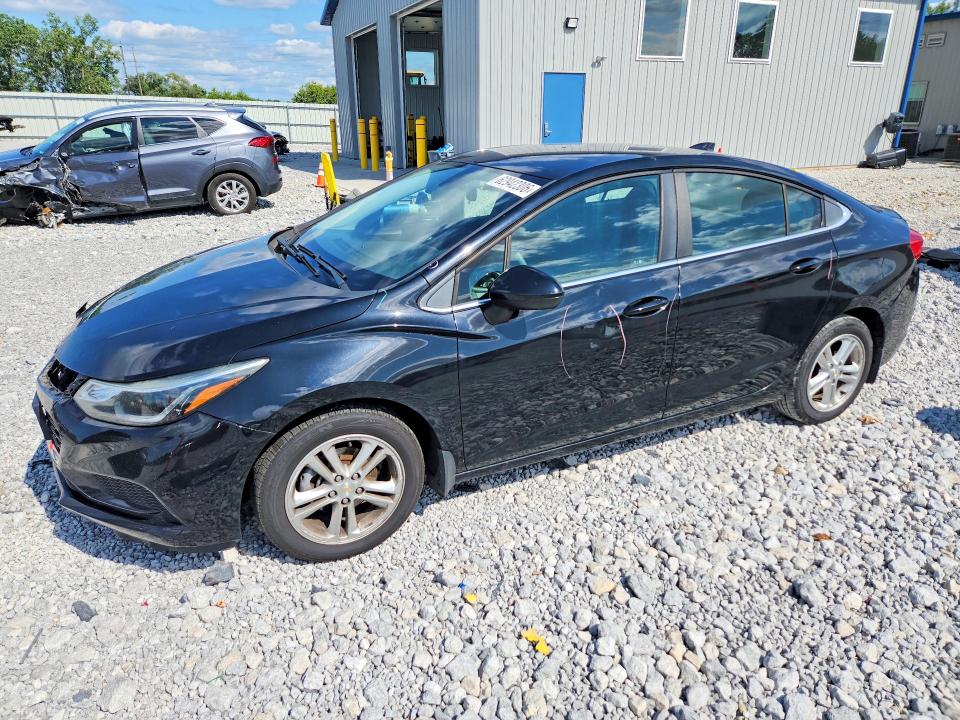 Продаж на аукціоні авто 2018 Chevrolet Cruze, vin: 1G1BE5SM5J7103715, номер лоту: 62942306
