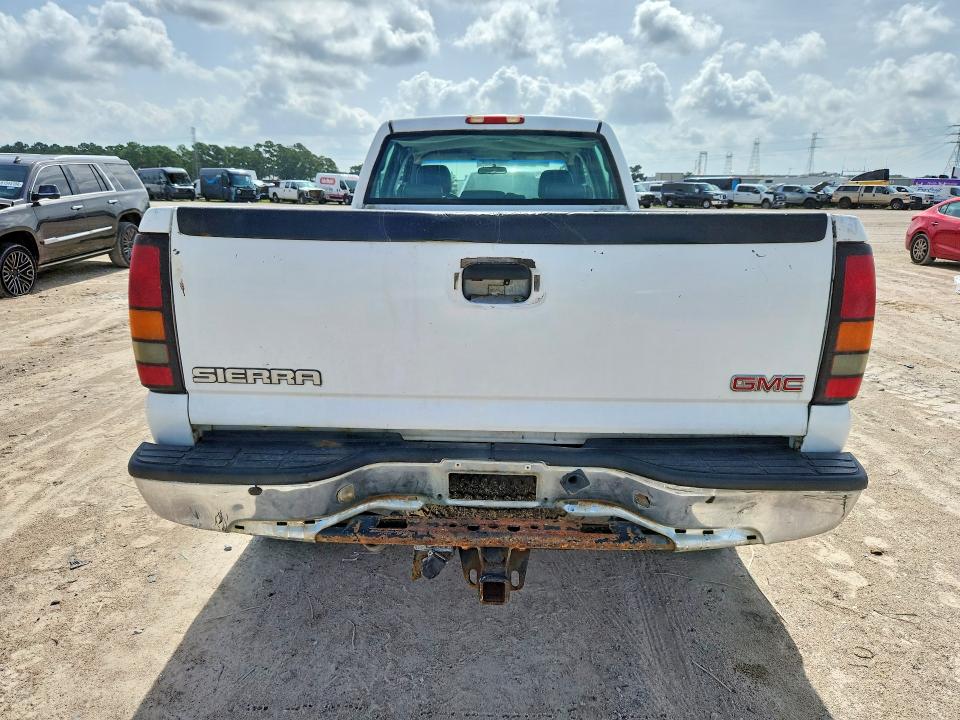 2006 Gmc Sierra მანქანა იყიდება აუქციონზე, vin: 1GTHC23G16F231039, აუქციონის ნომერი: 61557376