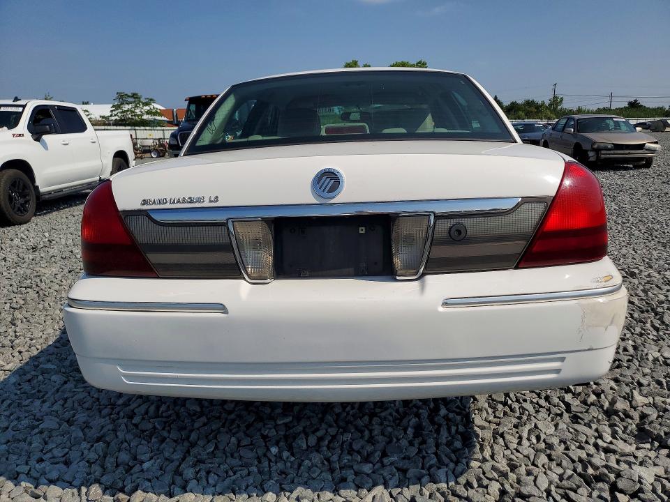 2011 Mercury Grand Marquis მანქანა იყიდება აუქციონზე, vin: 2MEBM7FV4BX601164, აუქციონის ნომერი: 63168526