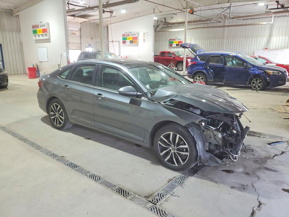 62068246 :رقم المزاد ، 3VW7X7BU5SM040543 vin ، 2025 Volkswagen Jetta مزاد بيع