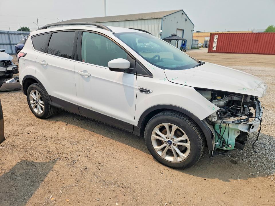 Продажа на аукционе авто 2018 Ford Escape, vin: 1FMCU0GD5JUC14420, номер лота: 60174596
