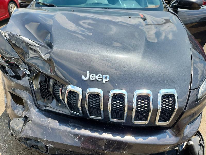 Продажа на аукционе авто 2015 Jeep Cherokee, vin: 1C4PJLCBXFW670672, номер лота: 61081056