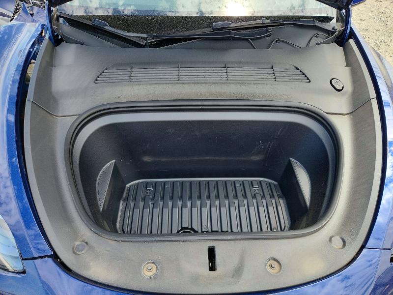 Продажа на аукционе авто 2023 Tesla Model Y, vin: 7SAYGDEE8PF900461, номер лота: 60616396
