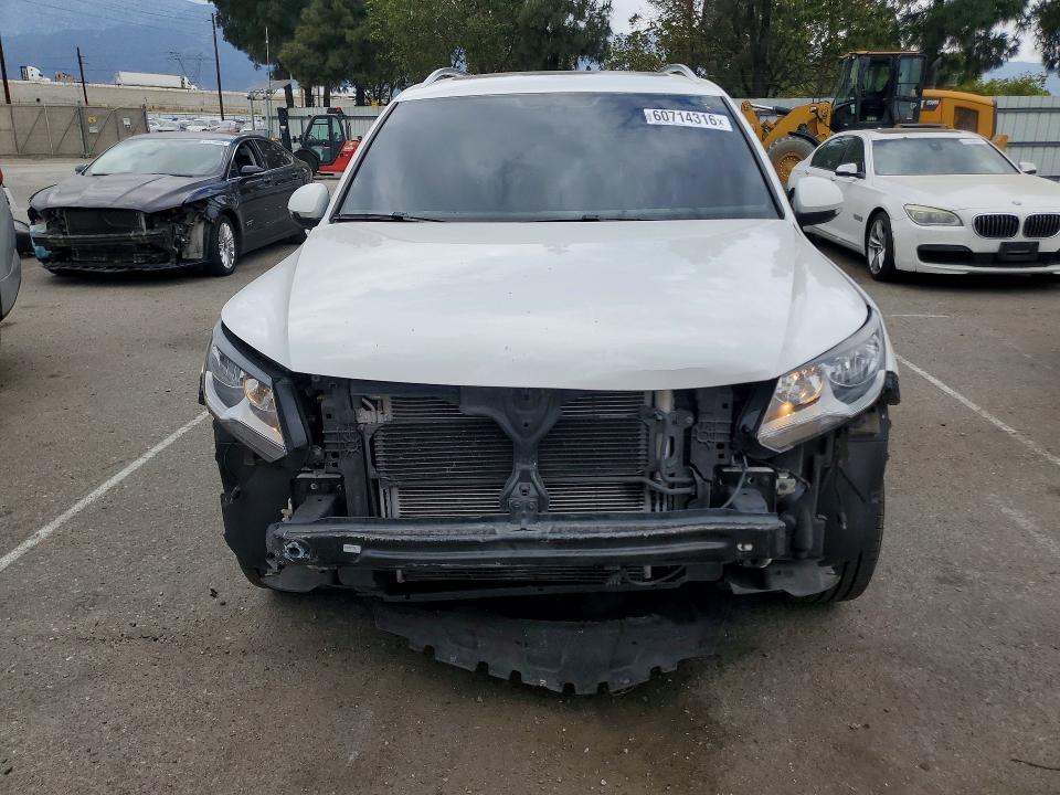 Продаж на аукціоні авто 2017 Volkswagen Tiguan, vin: WVGRV7AXXHK012083, номер лоту: 60714316
