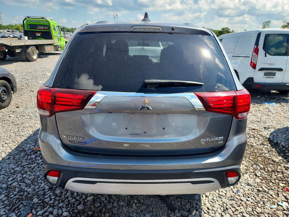 Продаж на аукціоні авто 2019 Mitsubishi Outlander, vin: JA4AD3A32KZ030399, номер лоту: 61489216